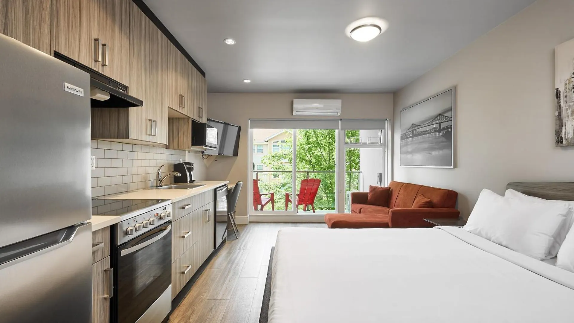 Solo Suites Langford